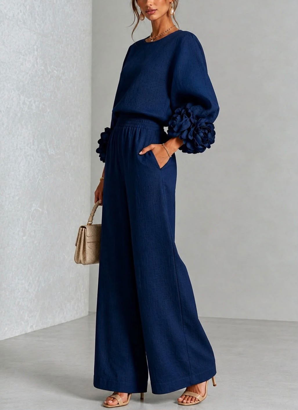 María · Conjunto Rosas de Puño