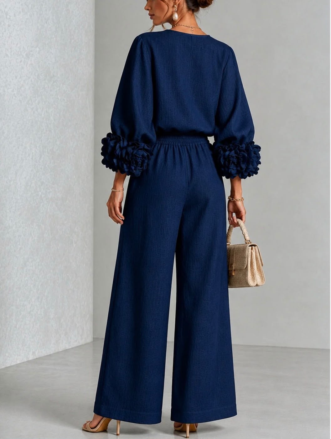 María · Conjunto Rosas de Puño