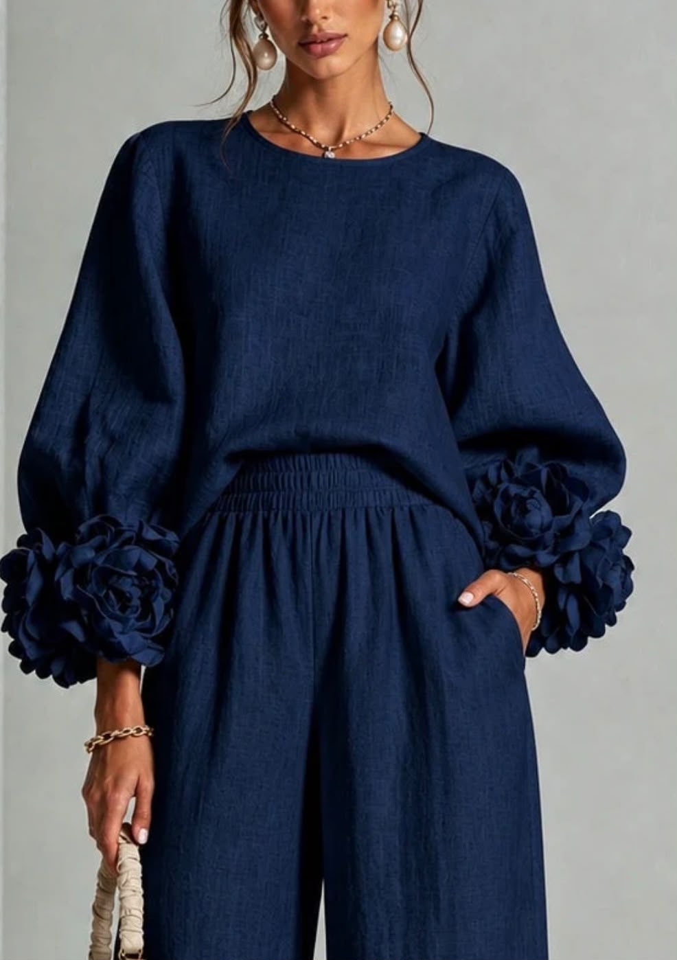 María · Conjunto Rosas de Puño