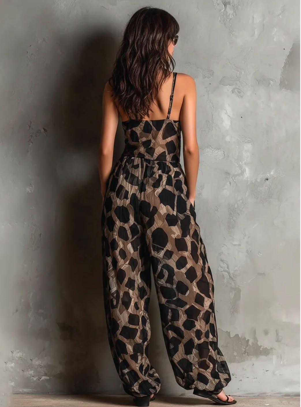 Leire · Mono halter fluido con estampado en contraste