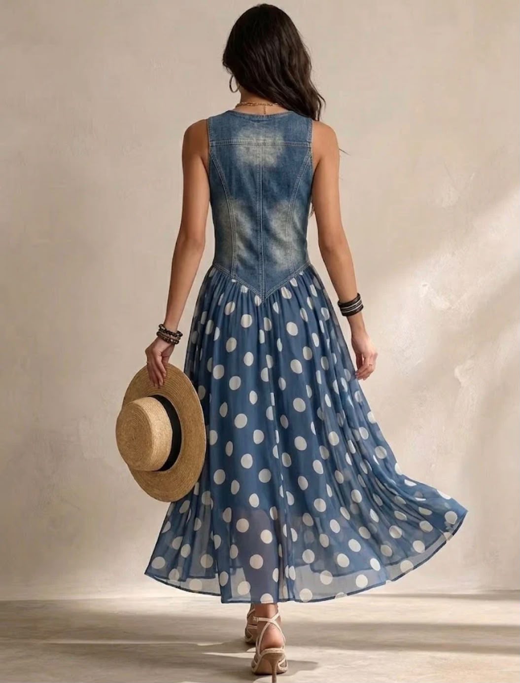 Sandra · Vestido midi de gasa con lunares